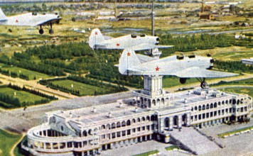 Речной вокзал на открытках: 1937-1948