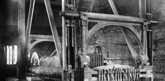 «Правильный» день рождения Гранитного завода 1945 год. Станок для распиловки на Гранитном заводе